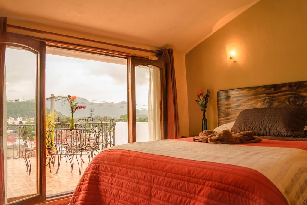 Dominnycos San Cristóbal de Las Casas Extérieur photo
